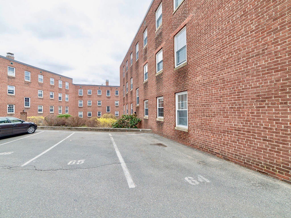 7 Lanark Road, Unit 1 Brookline, MA 02445 - Photo 18 of 20