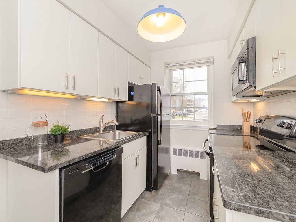 7 Lanark Road, Unit 1 Brookline, MA 02445 - Photo 7 of 20