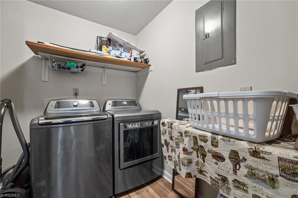 5523 Hornaday Road, Unit D Greensboro, NC 27409 - Photo 16 of 21