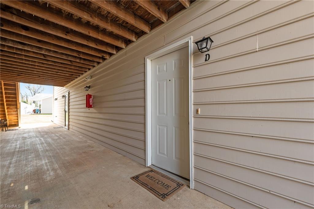 5523 Hornaday Road, Unit D Greensboro, NC 27409 - Photo 19 of 21