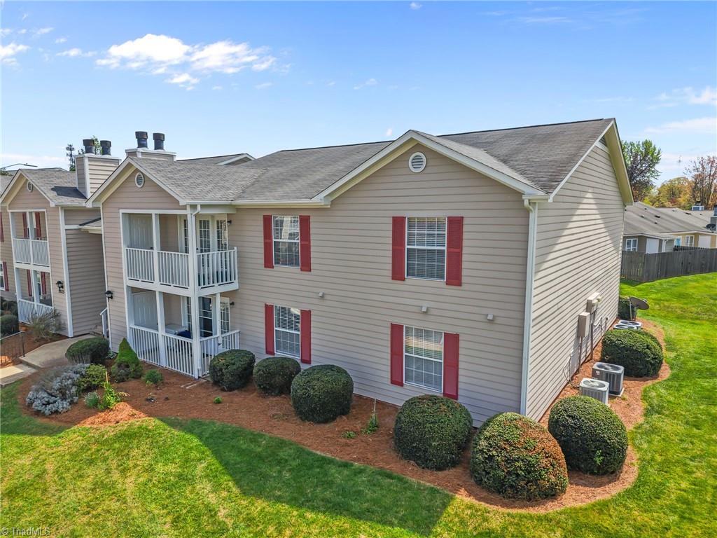 5523 Hornaday Road, Unit D Greensboro, NC 27409 - Photo 2 of 21