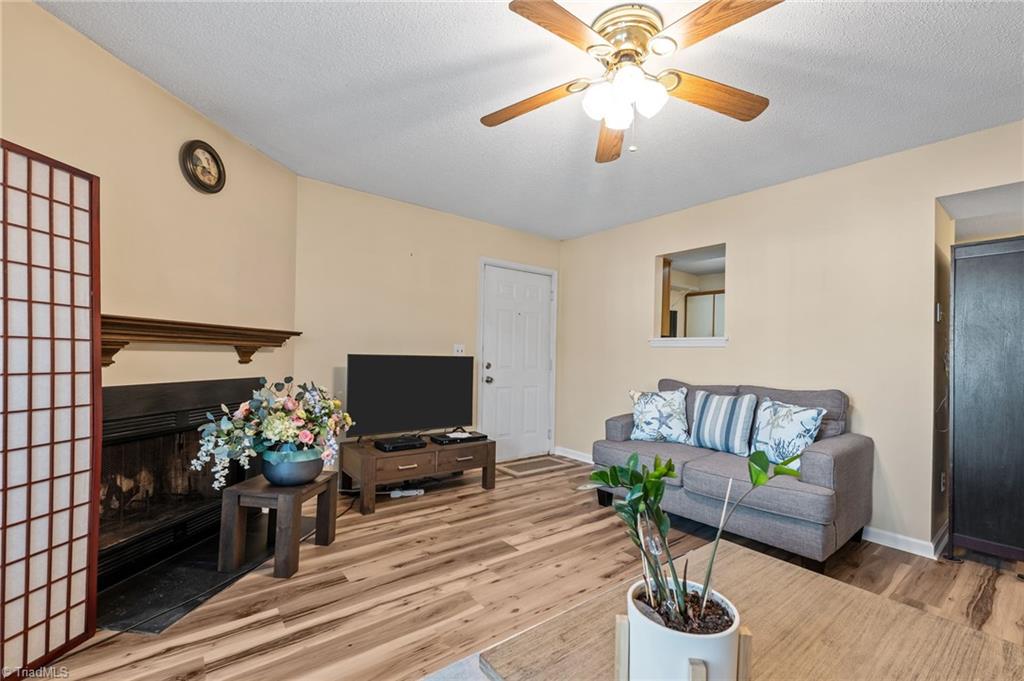 5523 Hornaday Road, Unit D Greensboro, NC 27409 - Photo 5 of 21