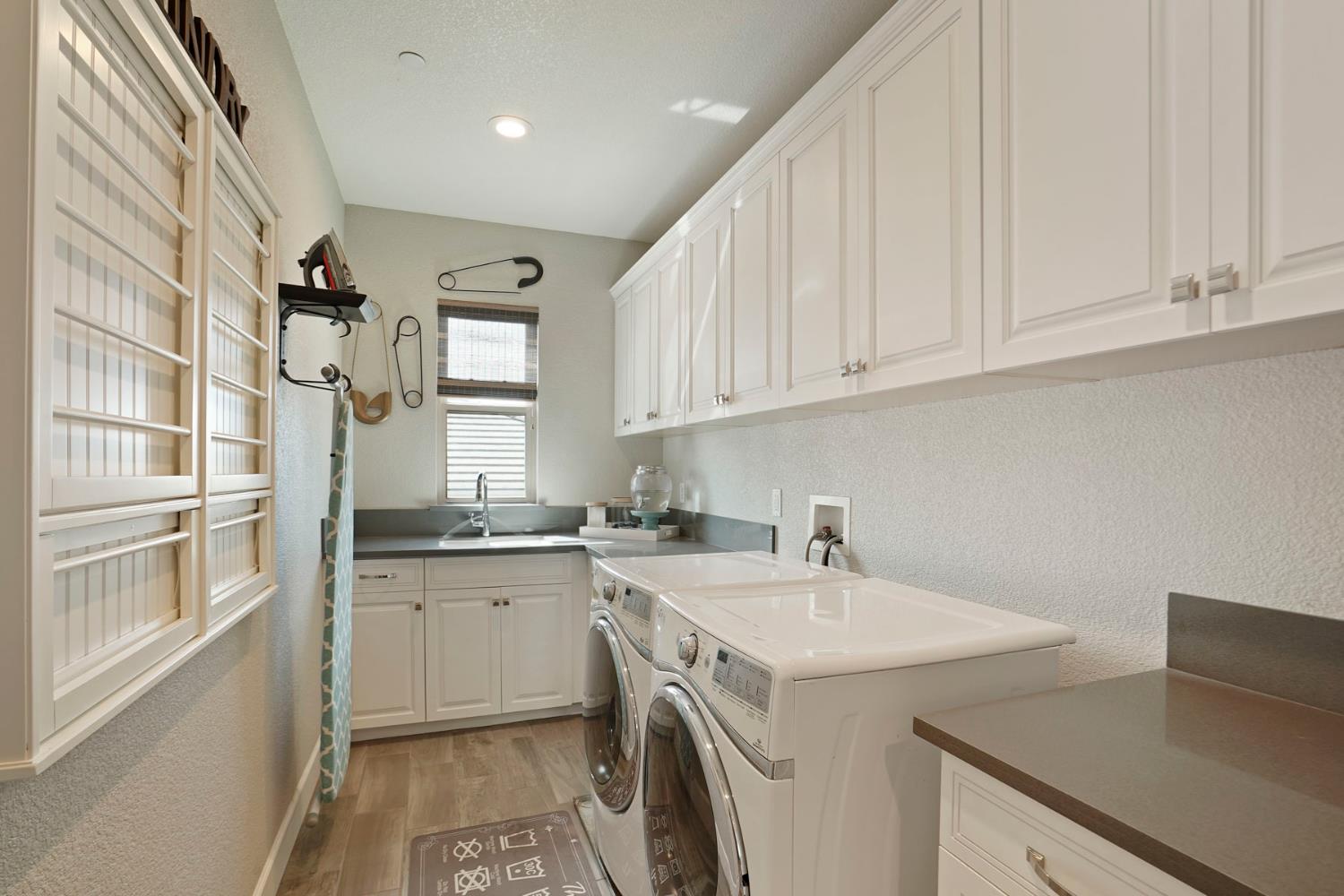3081 Lombard Street Lodi, CA 95242 - Photo 34 of 82
