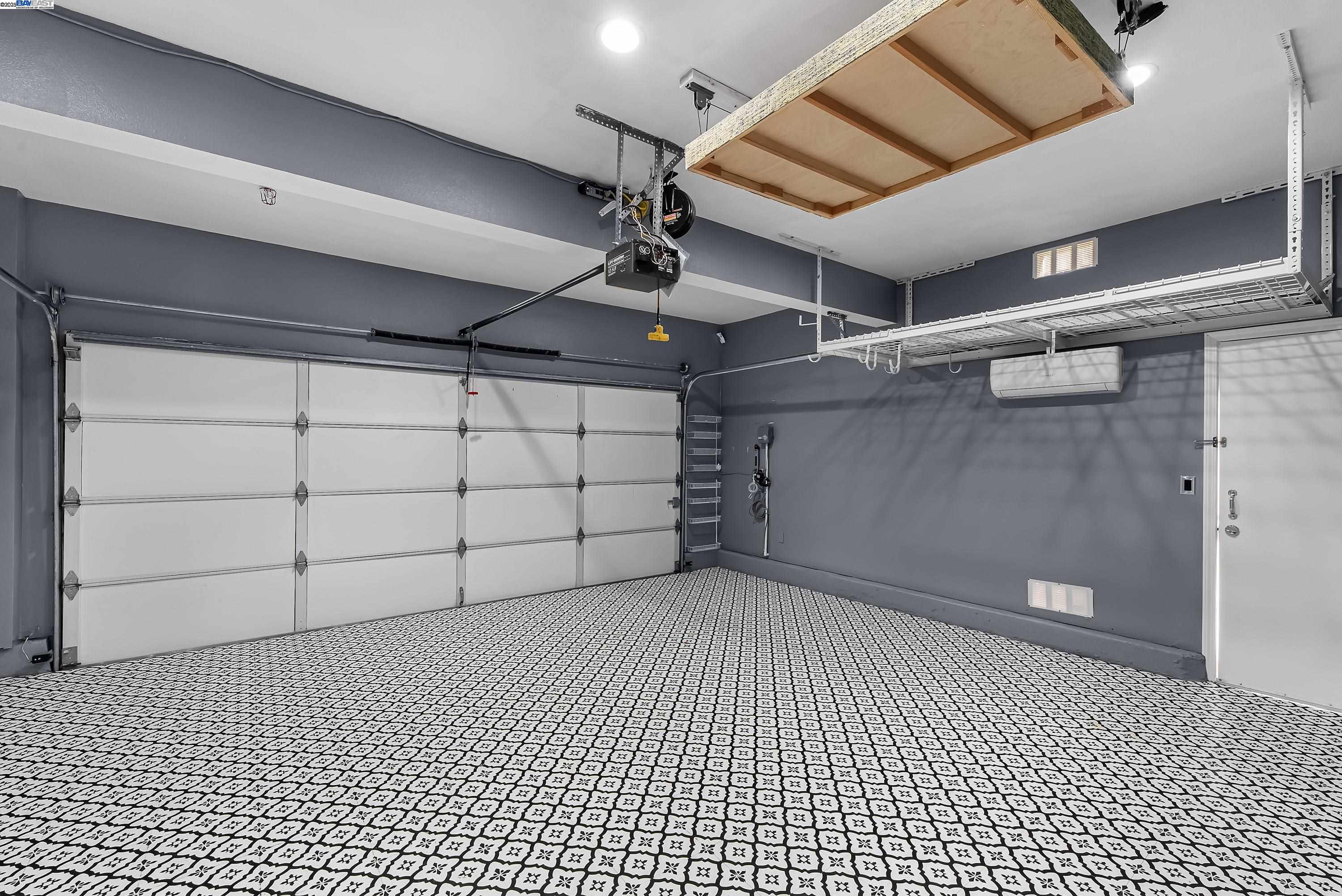 43 Ferdinand Way Novato, CA 94949 - Photo 32 of 43 a view of a garage