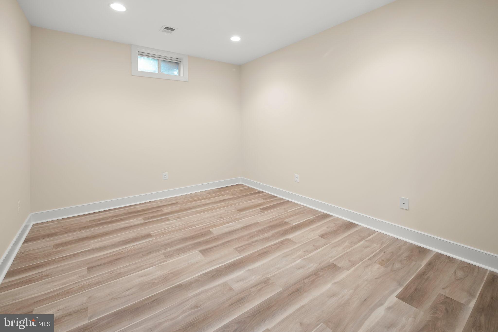 217 Pleasant Street Southwest Vienna, VA 22180 - Photo 73 of 80 Versatile space ready for your vision.