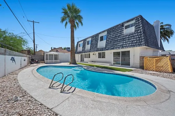 $3,200 | 2975 Boise Street, Las Vegas, NV 89121