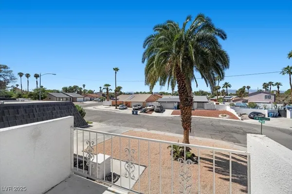 $3,200 | 2975 Boise Street, Las Vegas, NV 89121