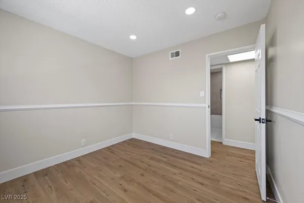 $3,200 | 2975 Boise Street, Las Vegas, NV 89121