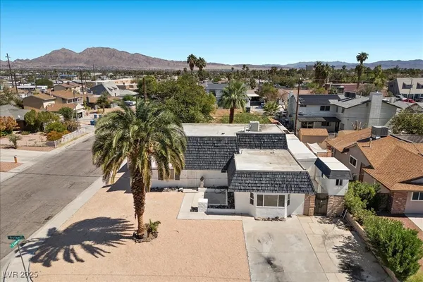 $3,200 | 2975 Boise Street, Las Vegas, NV 89121