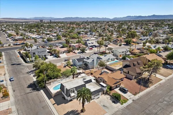 $3,200 | 2975 Boise Street, Las Vegas, NV 89121