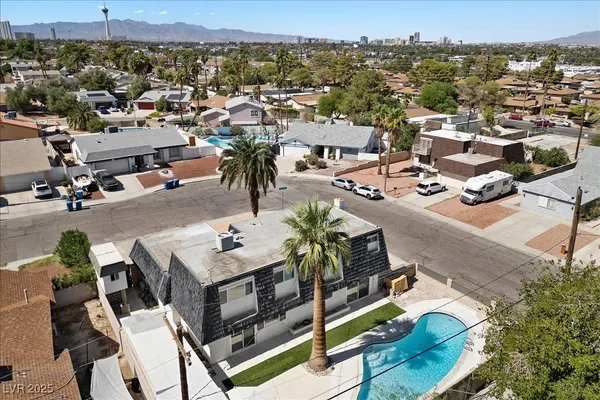 $3,200 | 2975 Boise Street, Las Vegas, NV 89121