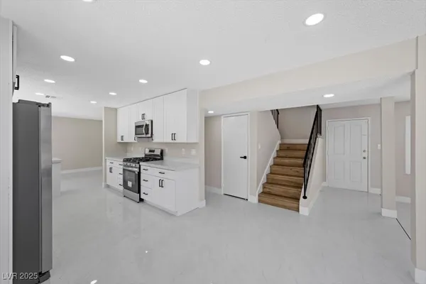 $3,200 | 2975 Boise Street, Las Vegas, NV 89121