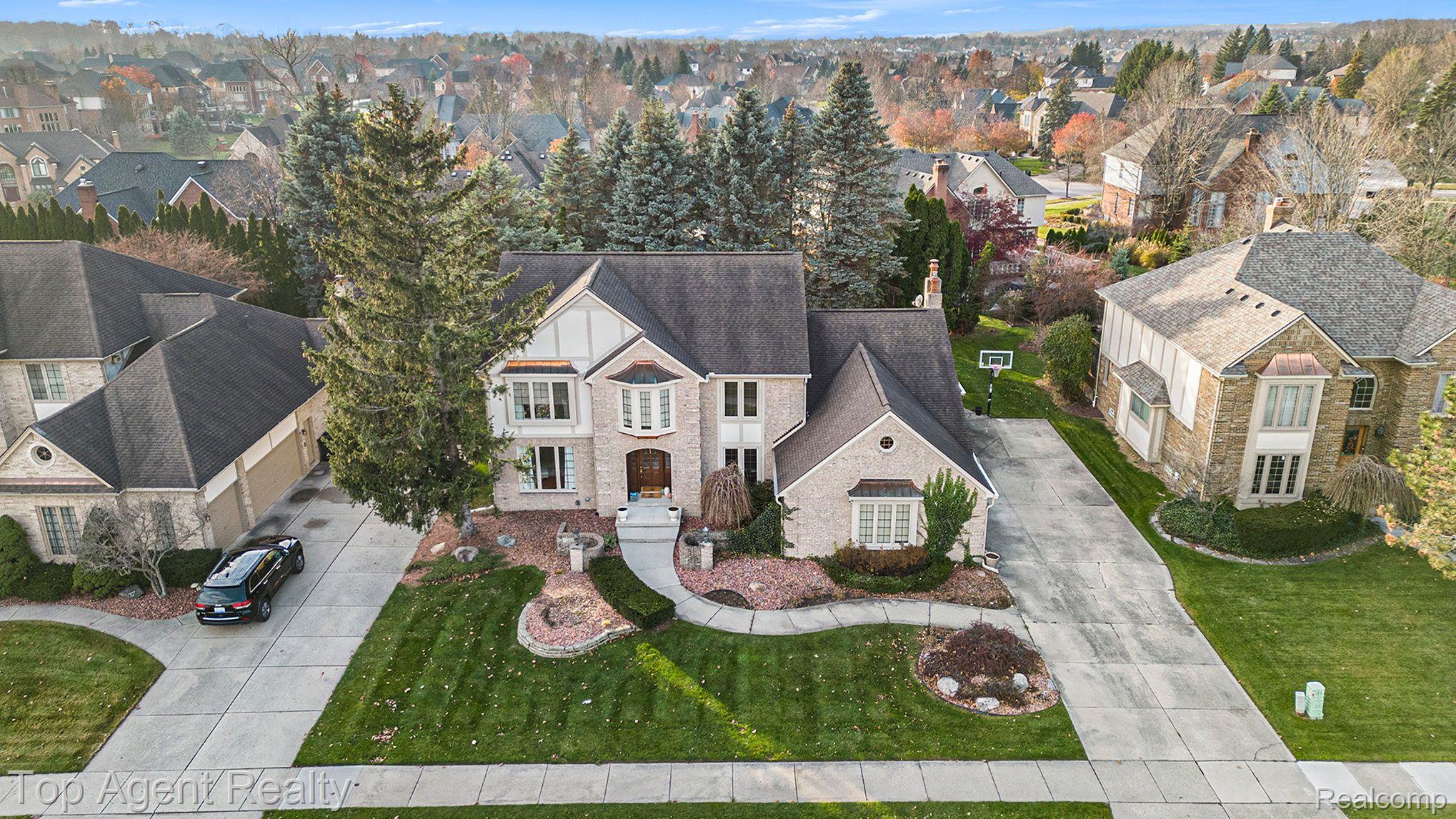54511 Ridgeview Drive Utica, MI 48316 - Photo 4 of 50 Gallery Image 4