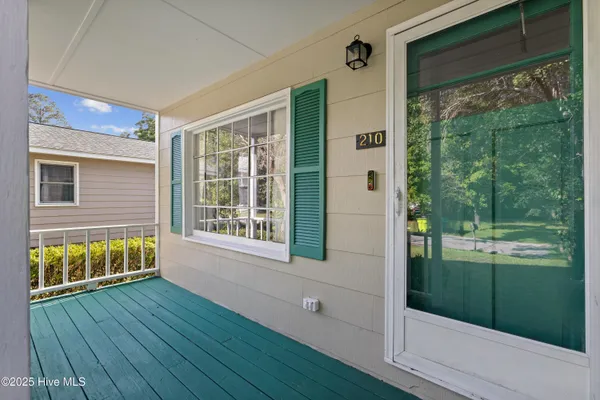 $1,850 | 210 Poplar Street, New Bern, NC 28560