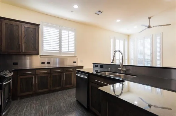 $2,600 | 4311 Hartford Street, Dallas, TX 75219