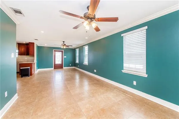 $1,825 | 2518 Delambert Street, Chalmette, LA 70043