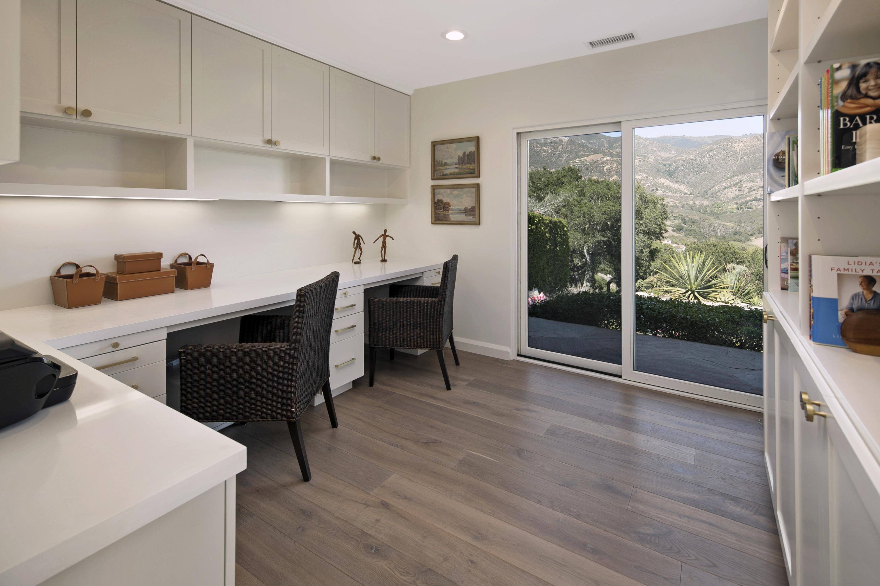 1031 Mission Ridge Road Santa Barbara, CA 93103 - Photo 10 of 16 1031MissionRidge_07