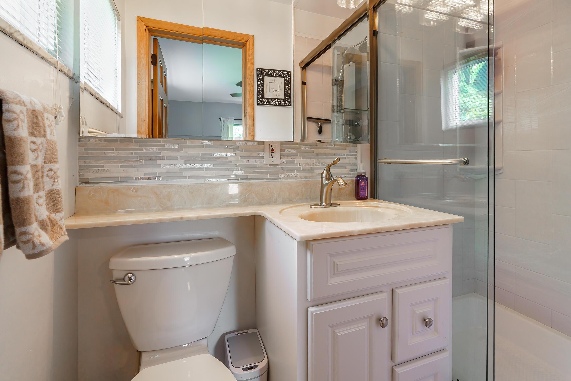 3121 Edgefield Road Columbus, OH 43221 - Photo 28 of 47 3121 Edgefield Rd-51