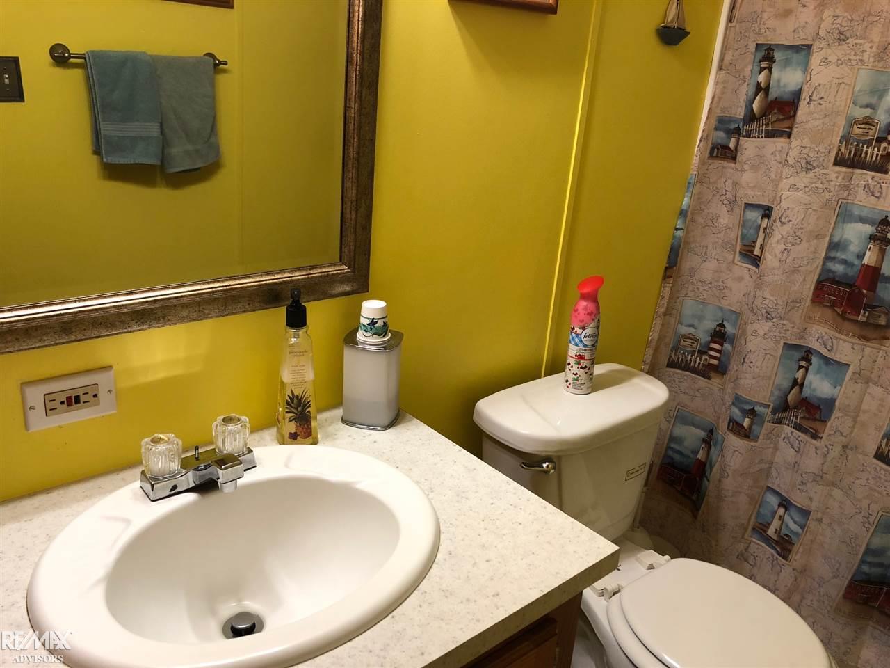 7354 Bealane Road Algonac, MI 48001 - Photo 23 of 36 31356932-22.JPG
