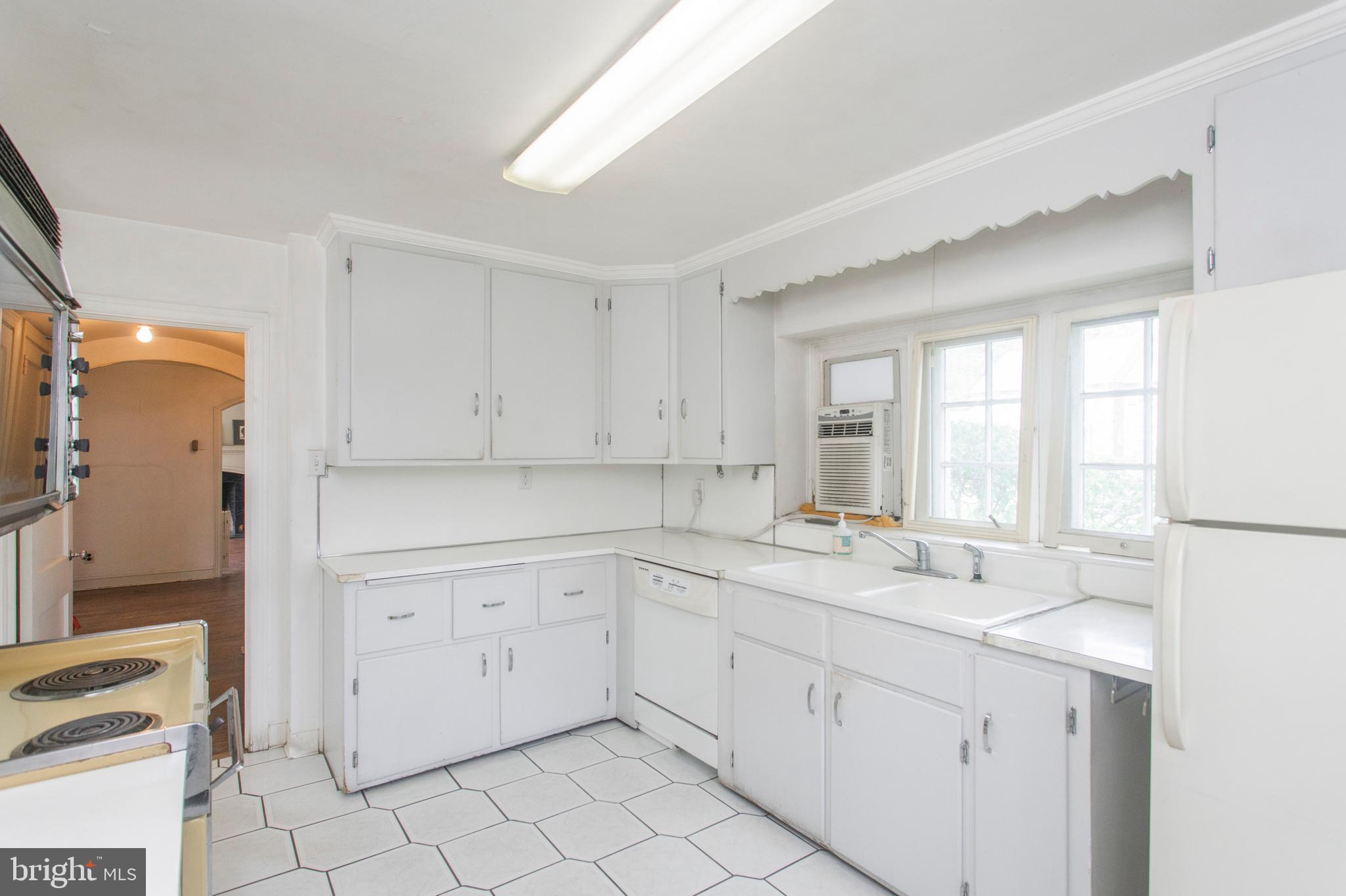 1310 Wyngate Road Wynnewood, PA 19096 - Photo 10 of 26 Gallery Image 10