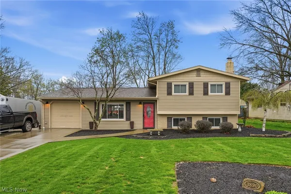 $270,000 | 3890 Morley Drive, Kent, OH 44240