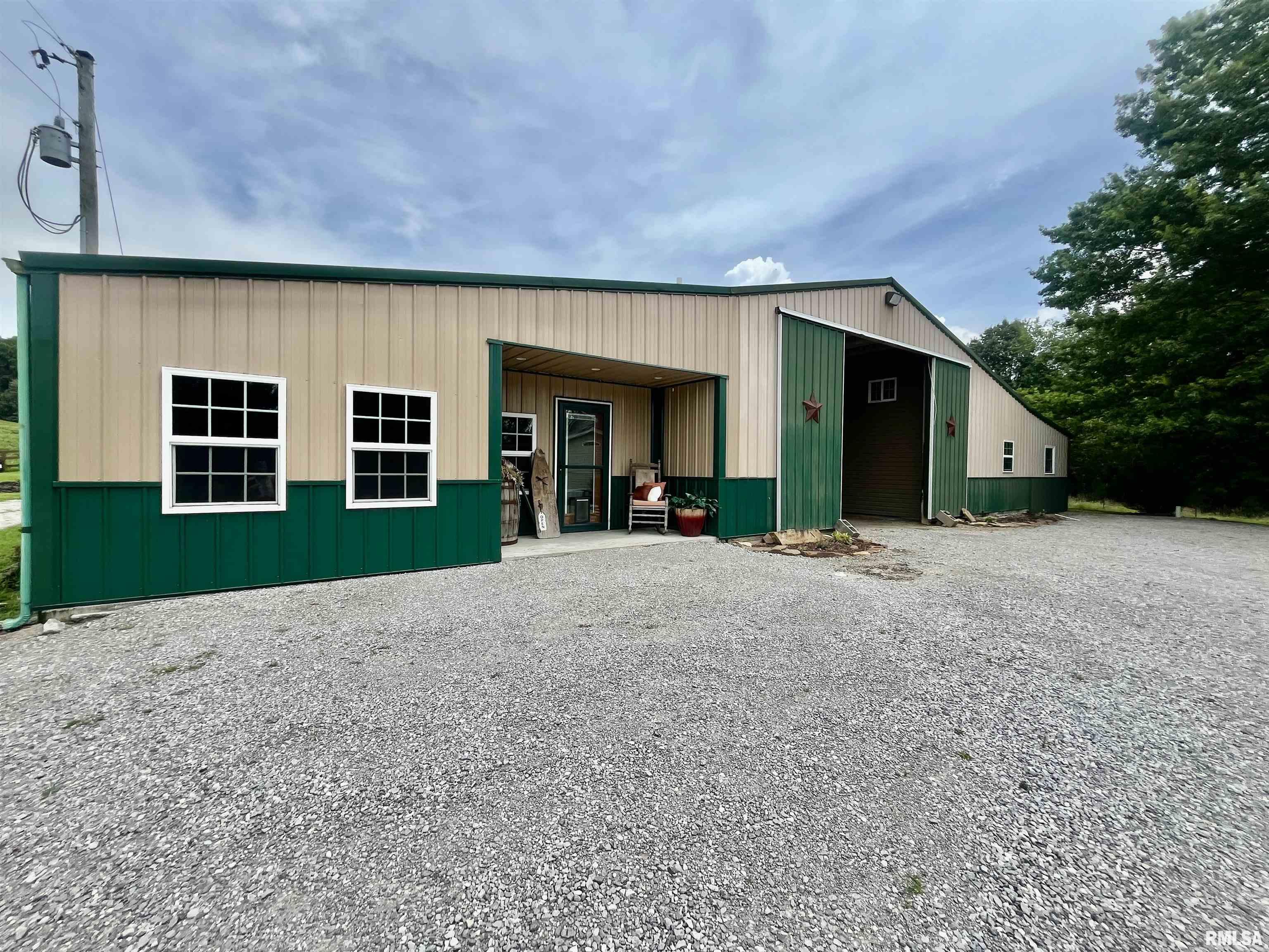 4155 Reevesville Road Grantsburg, IL 62943 - Photo 46 of 79 Gallery Image 46