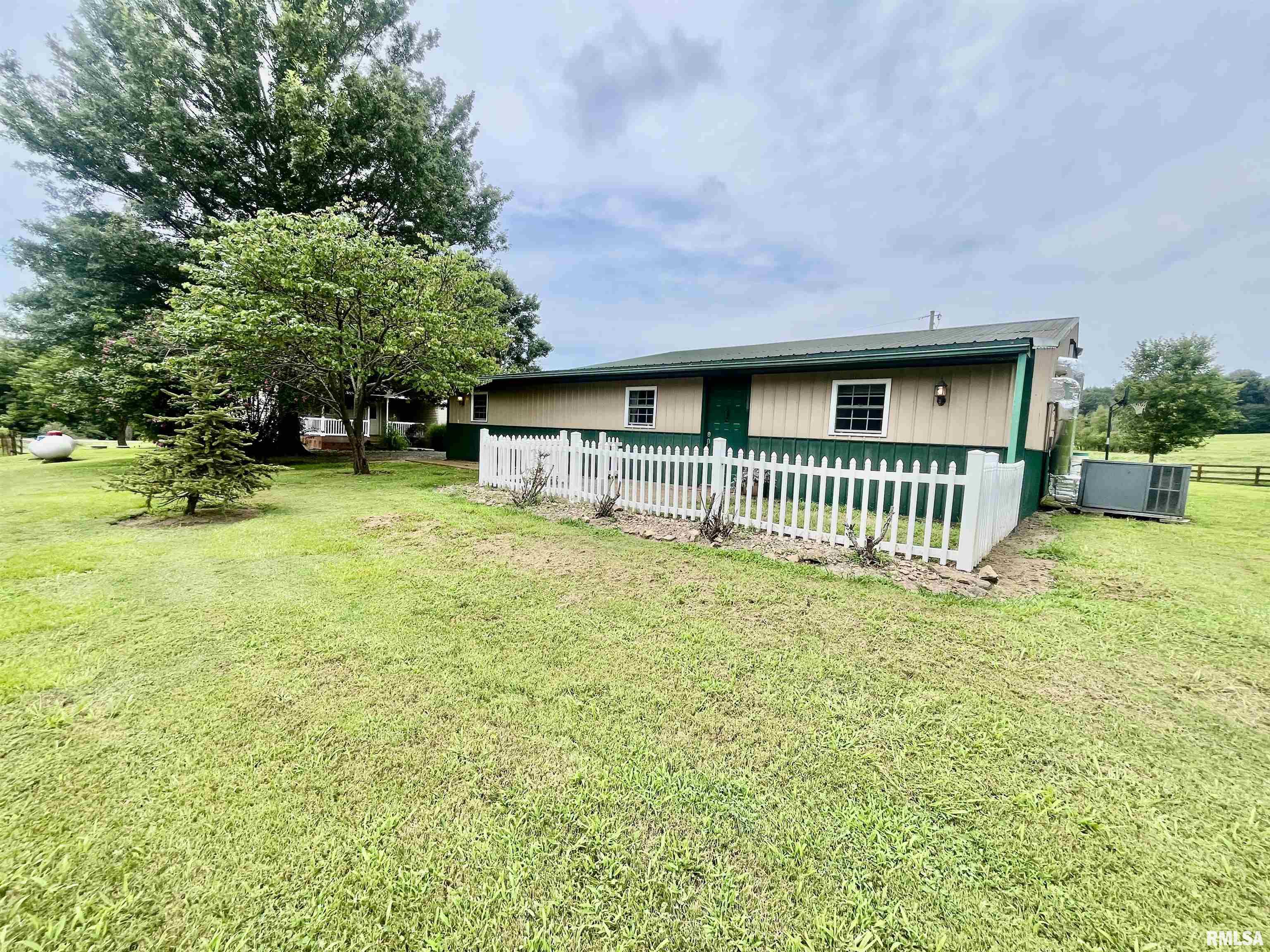 4155 Reevesville Road Grantsburg, IL 62943 - Photo 60 of 79 Gallery Image 60