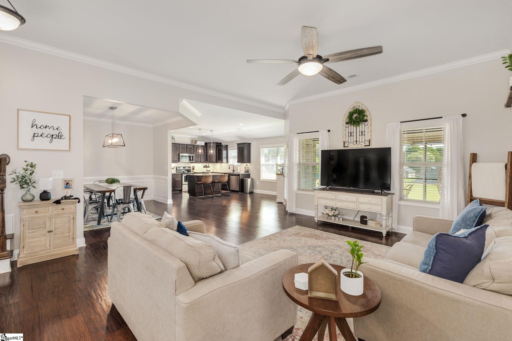 116 Pleasant Meadow Court Greer, SC 29651 - Photo 3 of 26