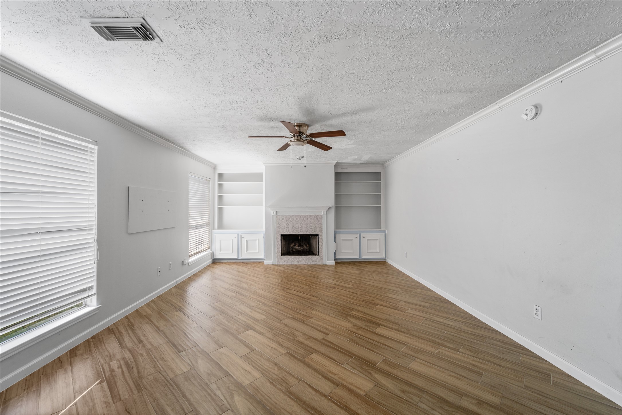 11959 Swords Creek Road Houston, TX 77067 - Photo 8 of 30