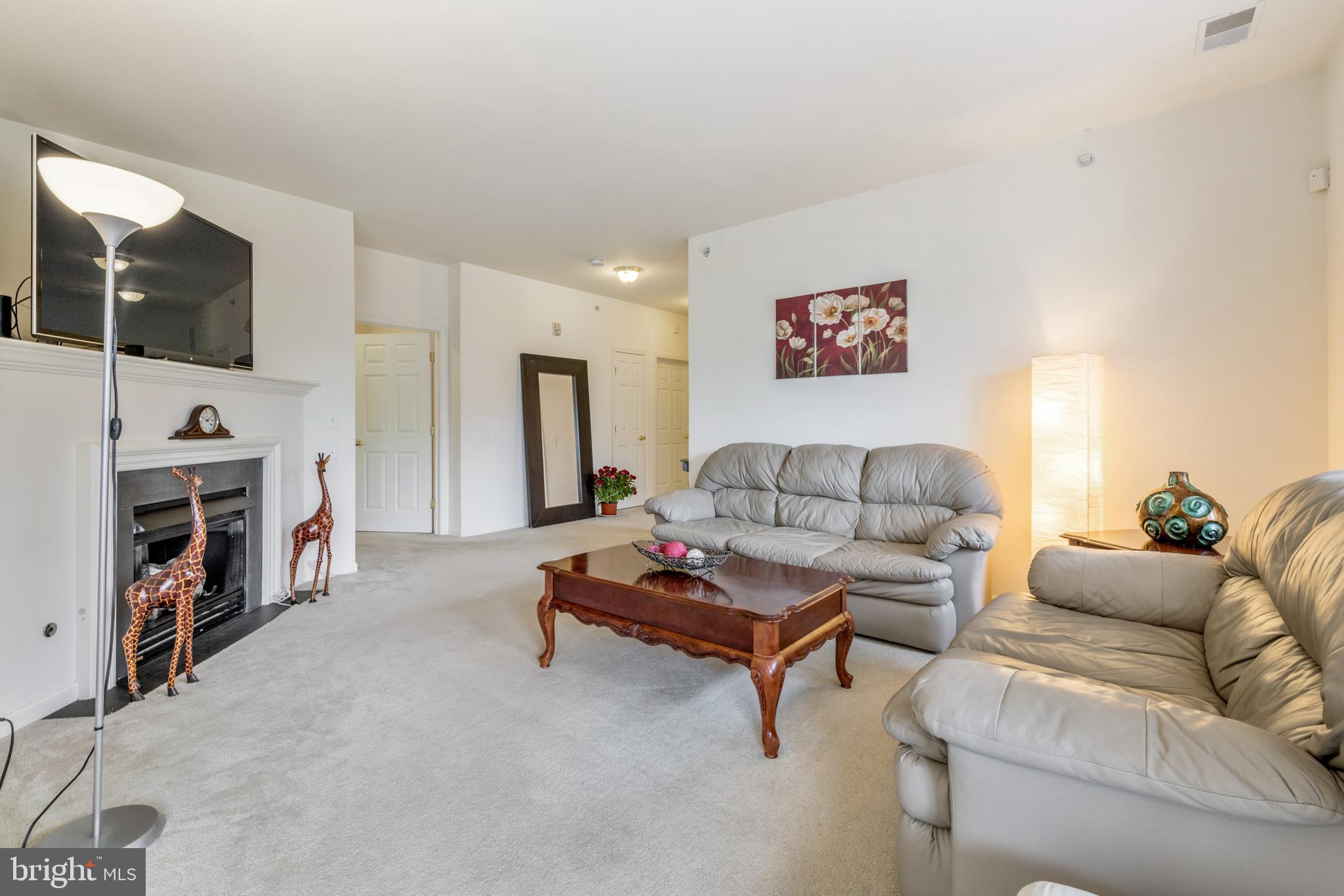 109 Kyle Way Ewing, NJ 08628 - Photo 8 of 24 Gallery Image 8