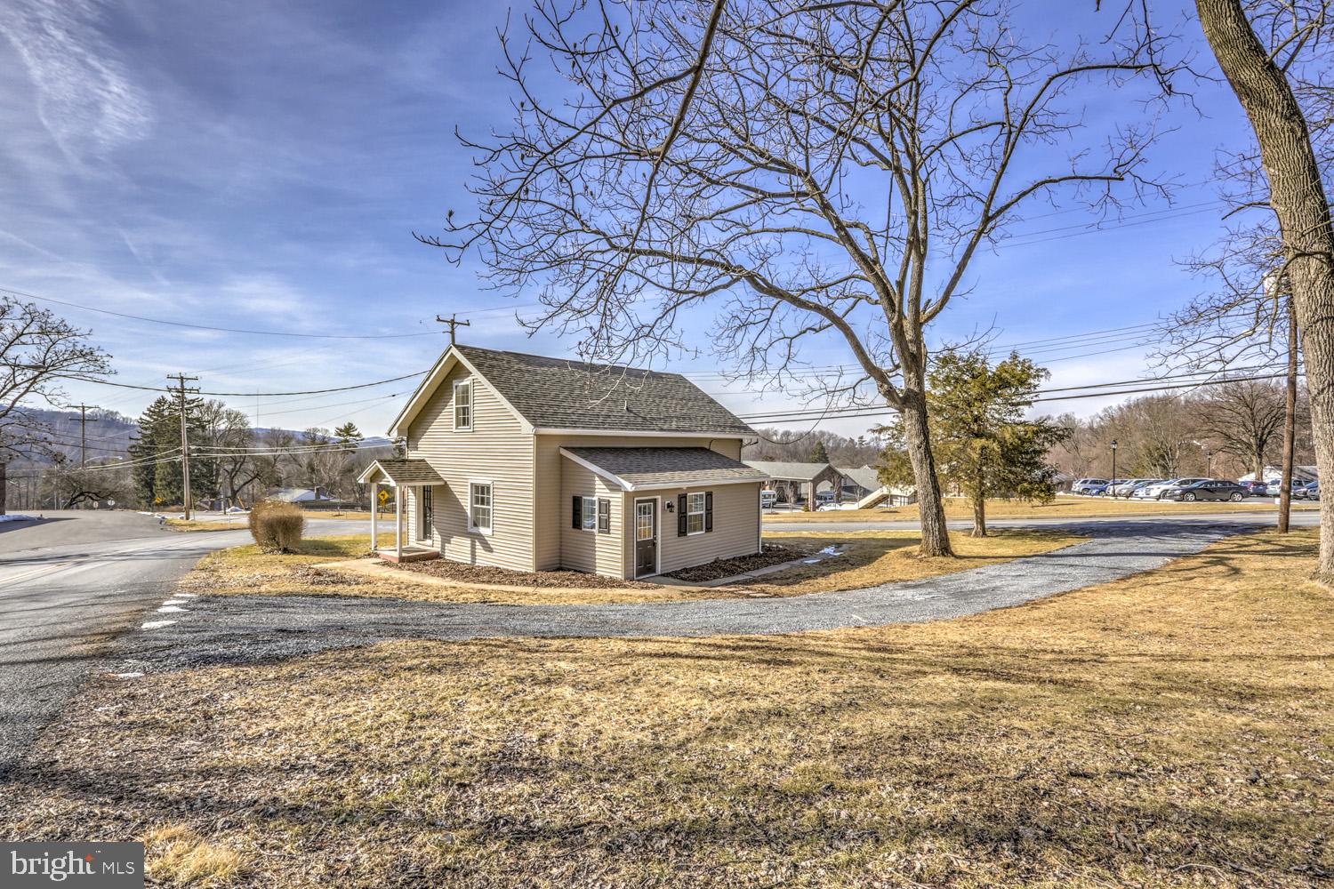 101 Rexmont Road Lebanon, PA 17042 - Photo 3 of 25 Gallery Image 3