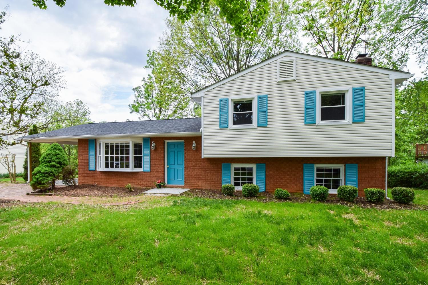 3680 Bower Road Roanoke, VA 24018 - Photo 1 of 22 1