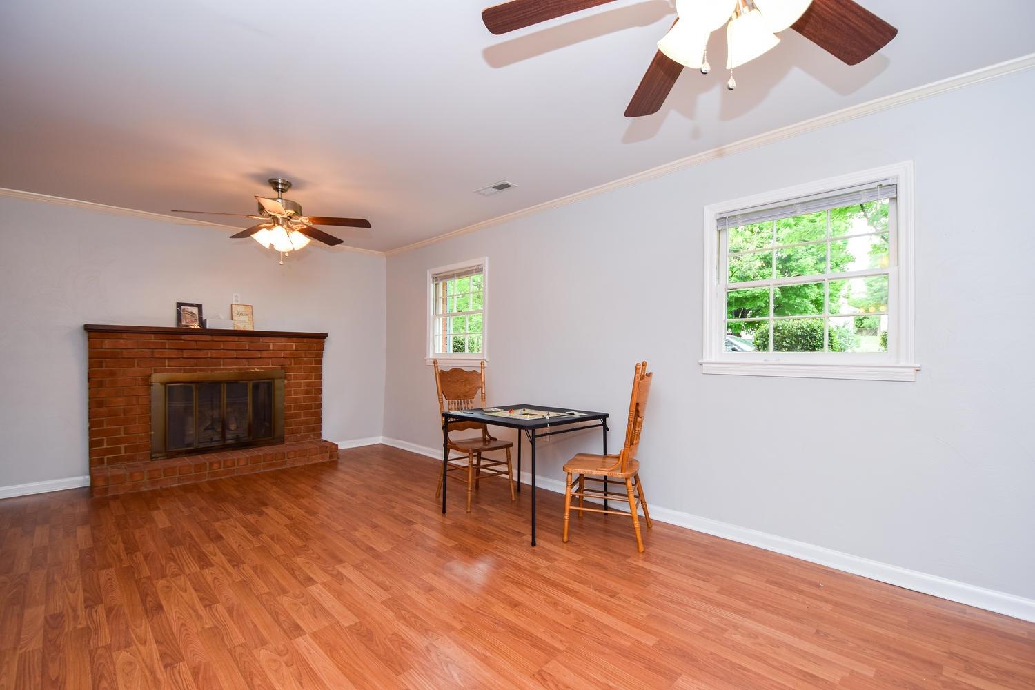 3680 Bower Road Roanoke, VA 24018 - Photo 11 of 22 11