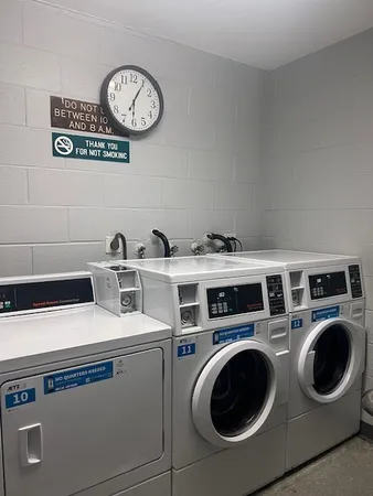 $75,000 | 300 Park Avenue, Unit 437, Calumet City, IL 60409