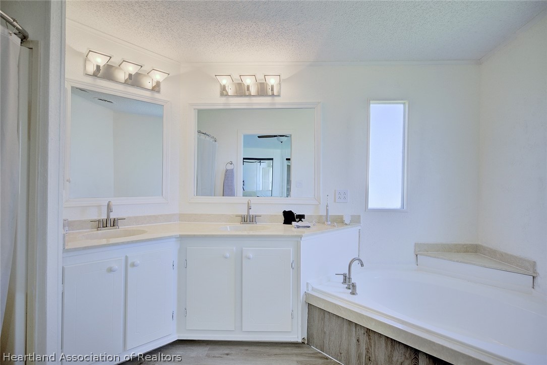 1567 Caribbean Road Sebring, FL 33870 - Photo 22 of 45