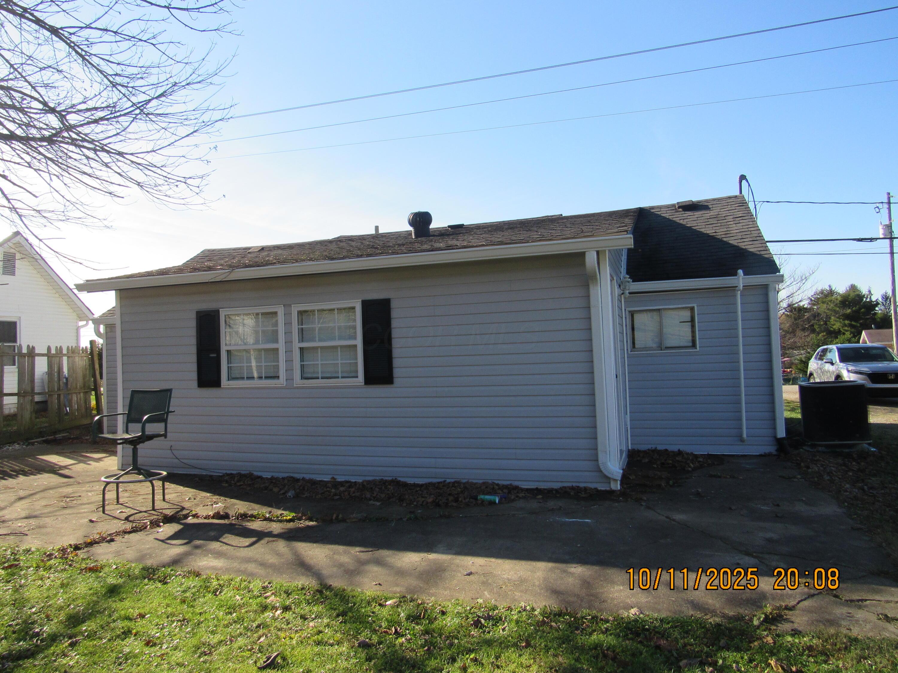 24128 Huber-Hitler Road Circleville, OH 43113 - Photo 3 of 16 IMG_1593