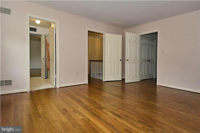 9821 Spring Ridge Lane Vienna, VA 22182 - Photo 29 of 30 Bedroom
