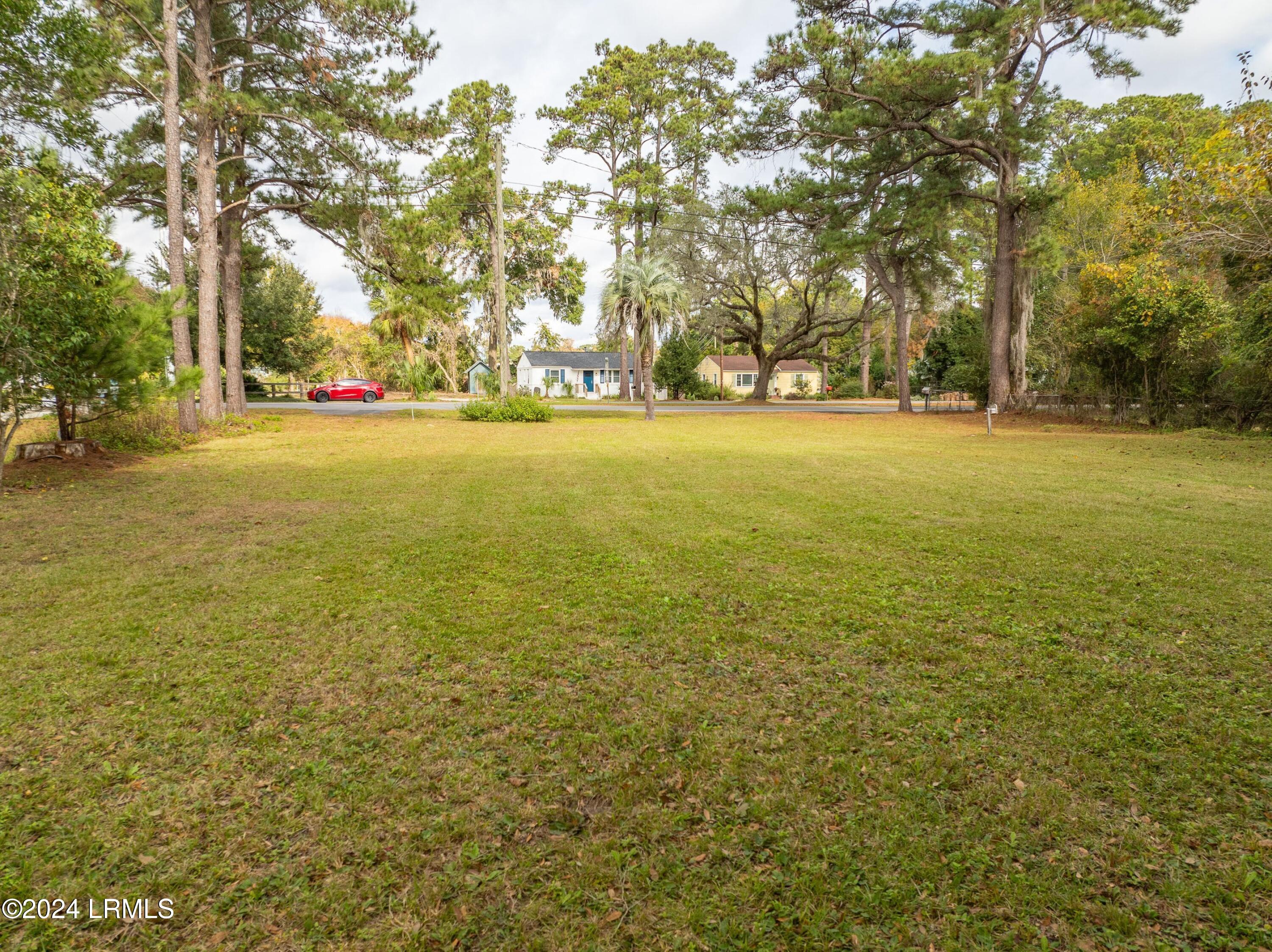 2422 Hermitage Road Beaufort, SC 29902 - Photo 8 of 27 DJI_0988-1.jpg-SMALL