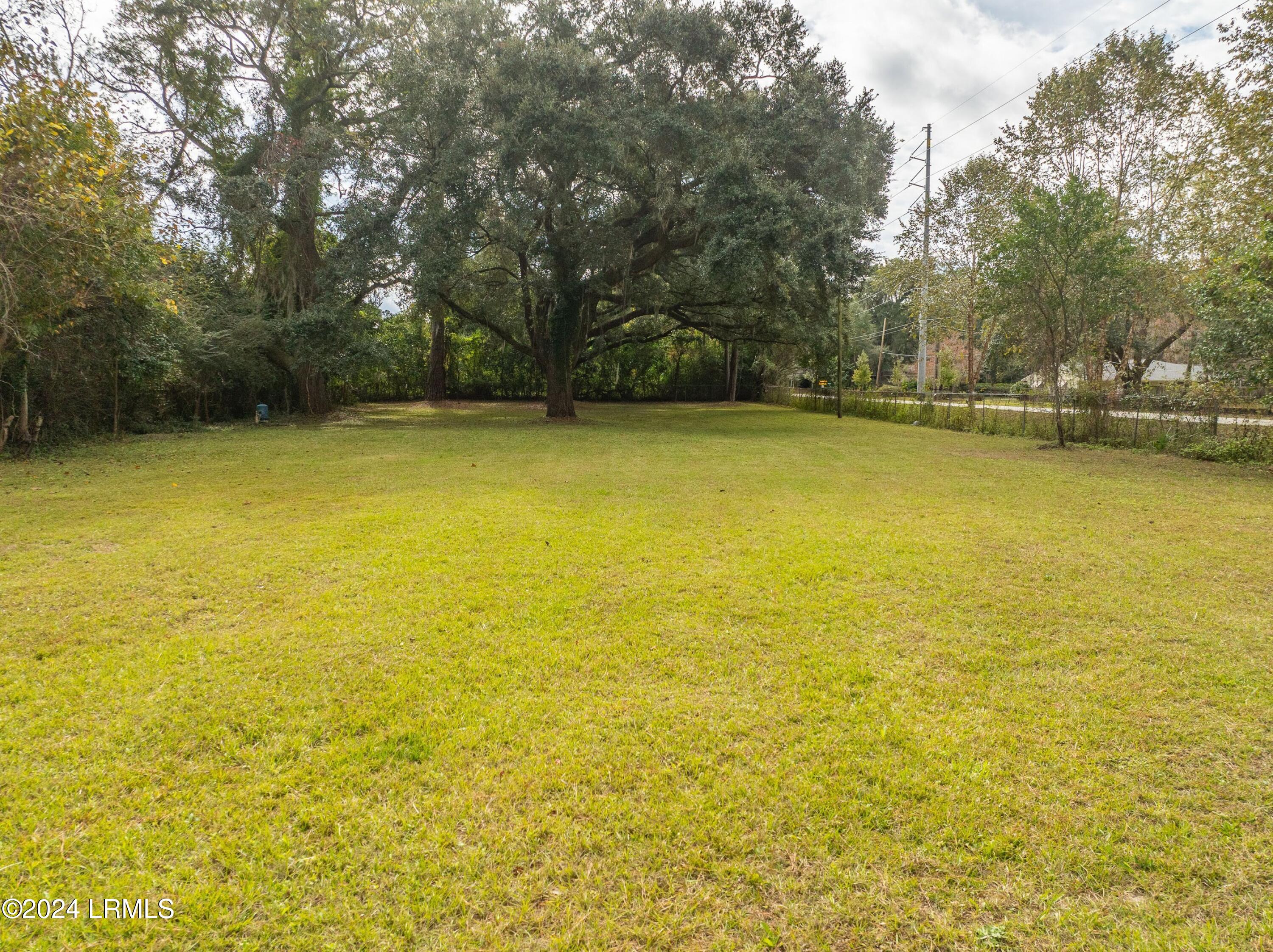 2422 Hermitage Road Beaufort, SC 29902 - Photo 9 of 27 DJI_0989-1.jpg-SMALL