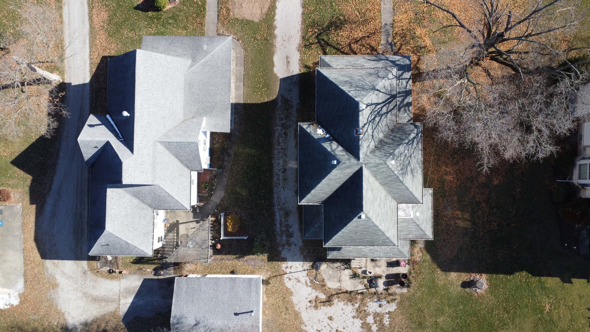 204 North Chicago Street Milford, IL 60953 - Photo 11 of 48 an aerial view of a house with a yard