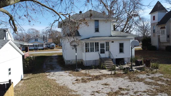 $124,900 | 204 North Chicago Street, Milford, IL 60953