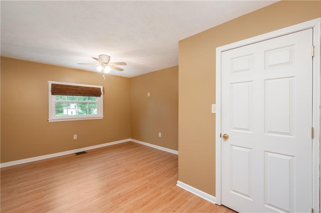 520 Main Street Prospect, PA 16052 - Photo 18 of 36 Gallery Image 18
