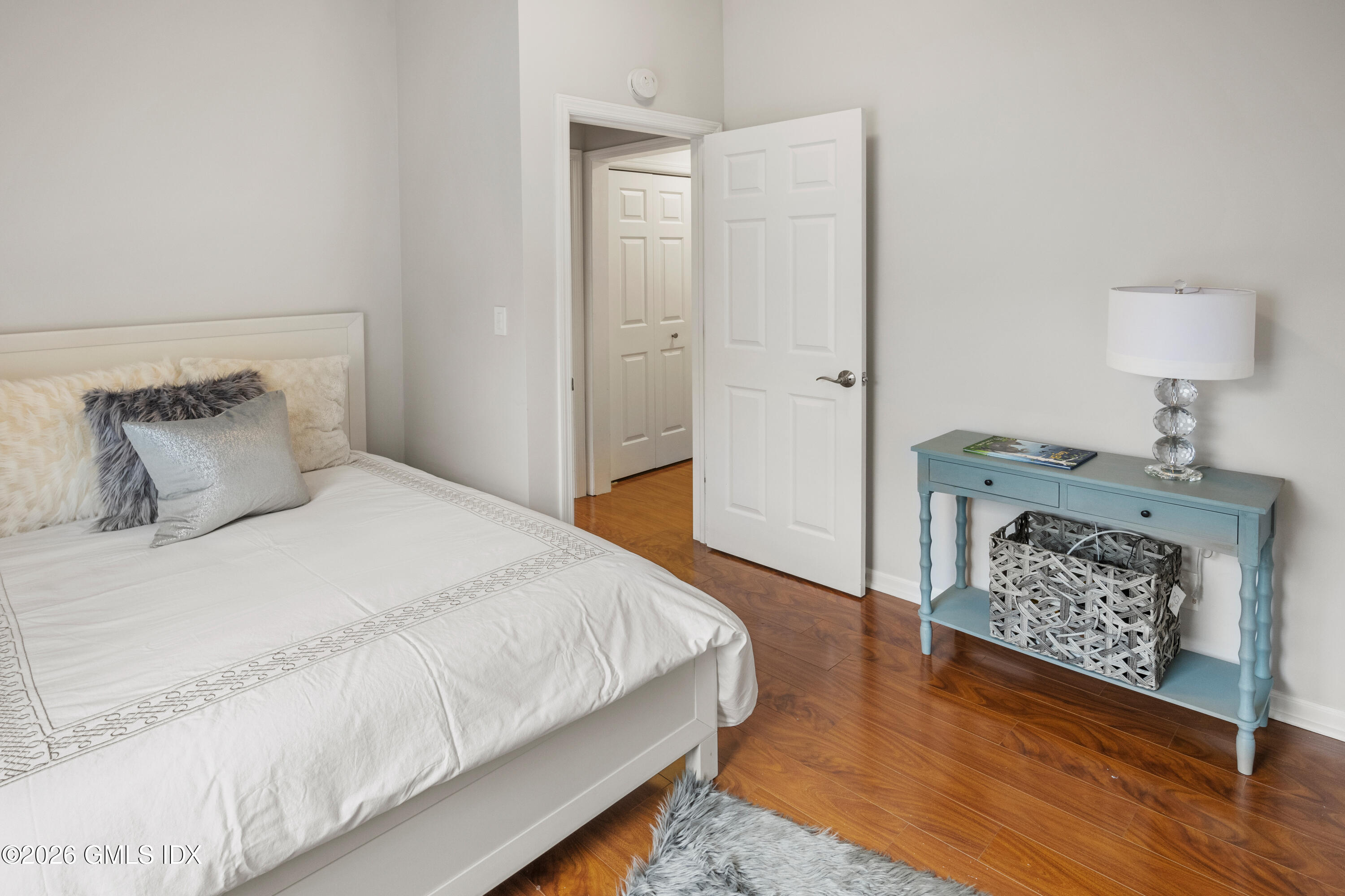 351 Pemberwick Road, Unit 505 Greenwich, CT 06831 - Photo 11 of 16 Flexible third room