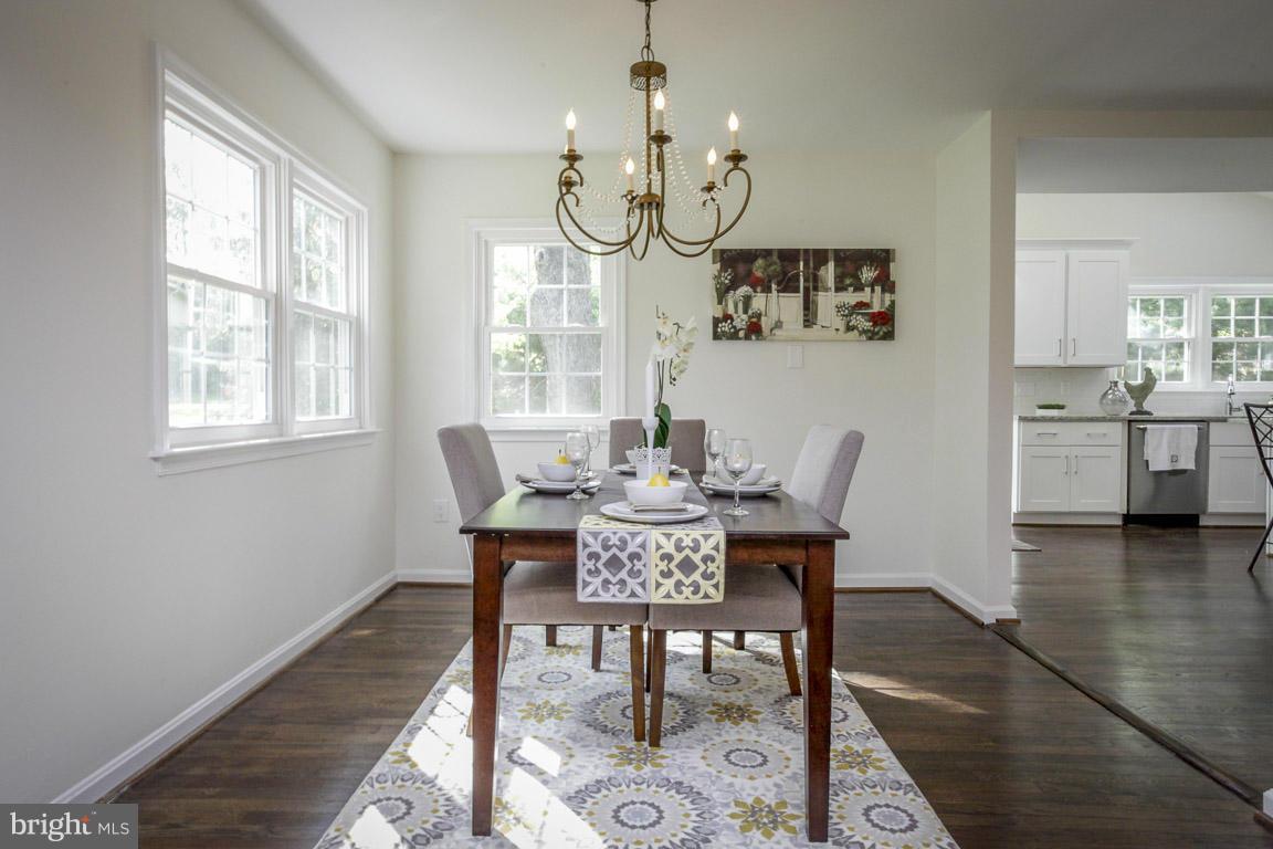 15440 Tindlay Street Silver Spring, MD 20905 - Photo 12 of 29 Dining Room
