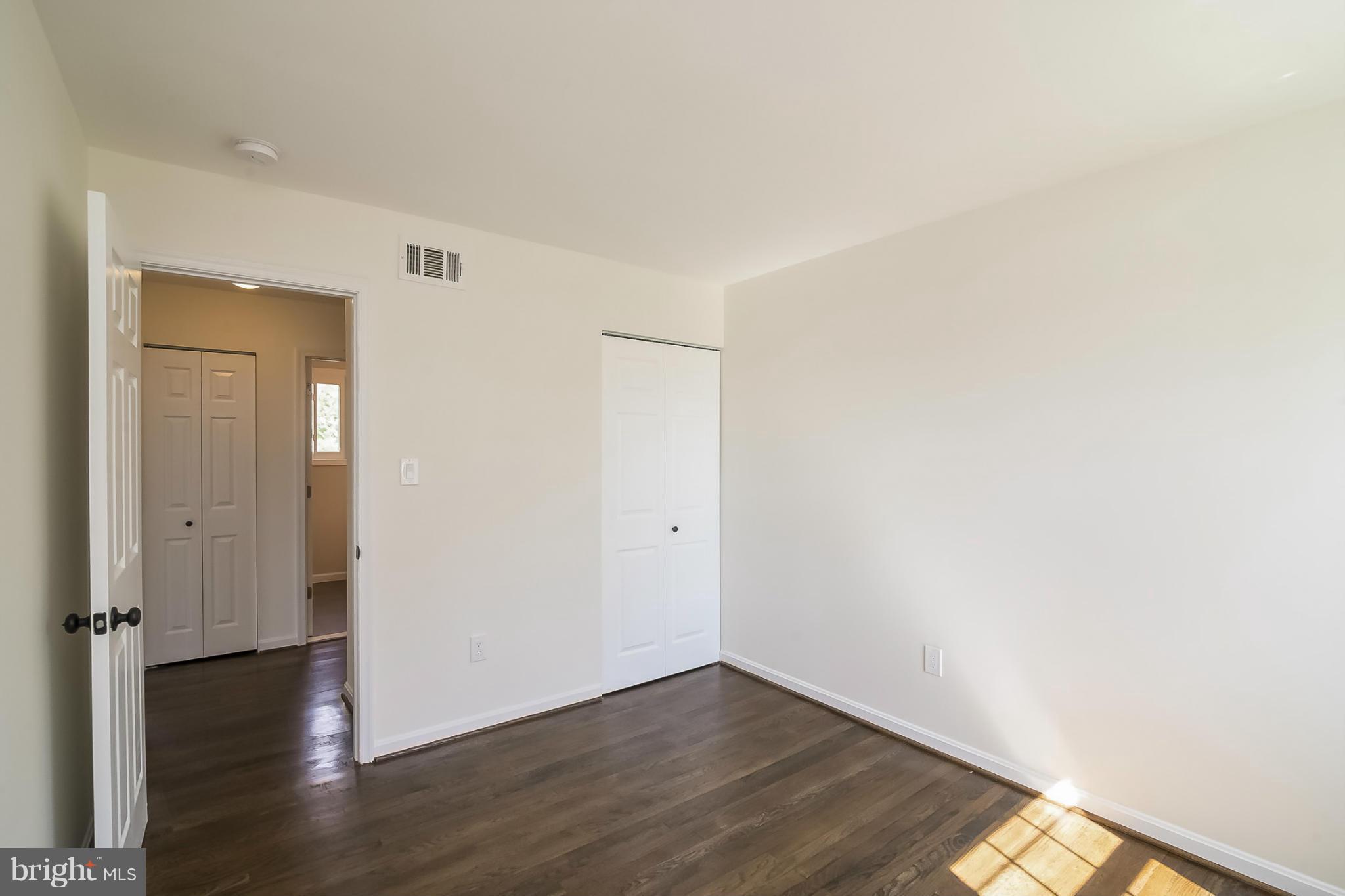 15440 Tindlay Street Silver Spring, MD 20905 - Photo 17 of 29 Bedroom