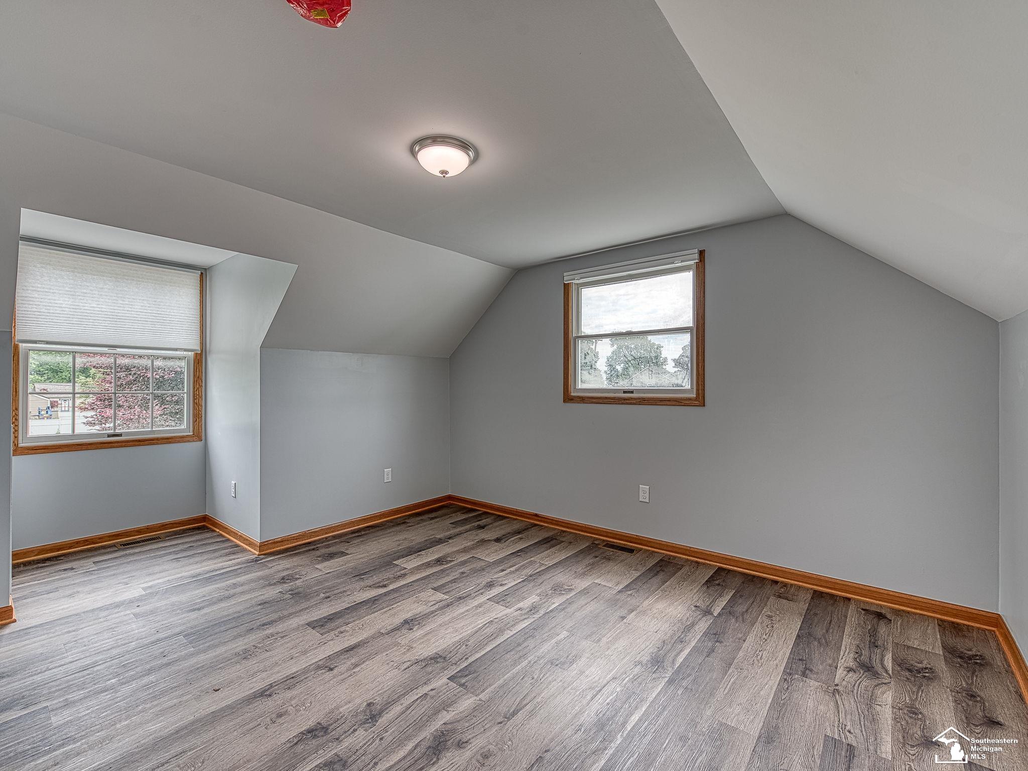 4369 Dixon Road Newport, MI 48166 - Photo 27 of 44 50147039-3c83e82a-65db-4e6c-b9c8-732f2e34676b.JPG
