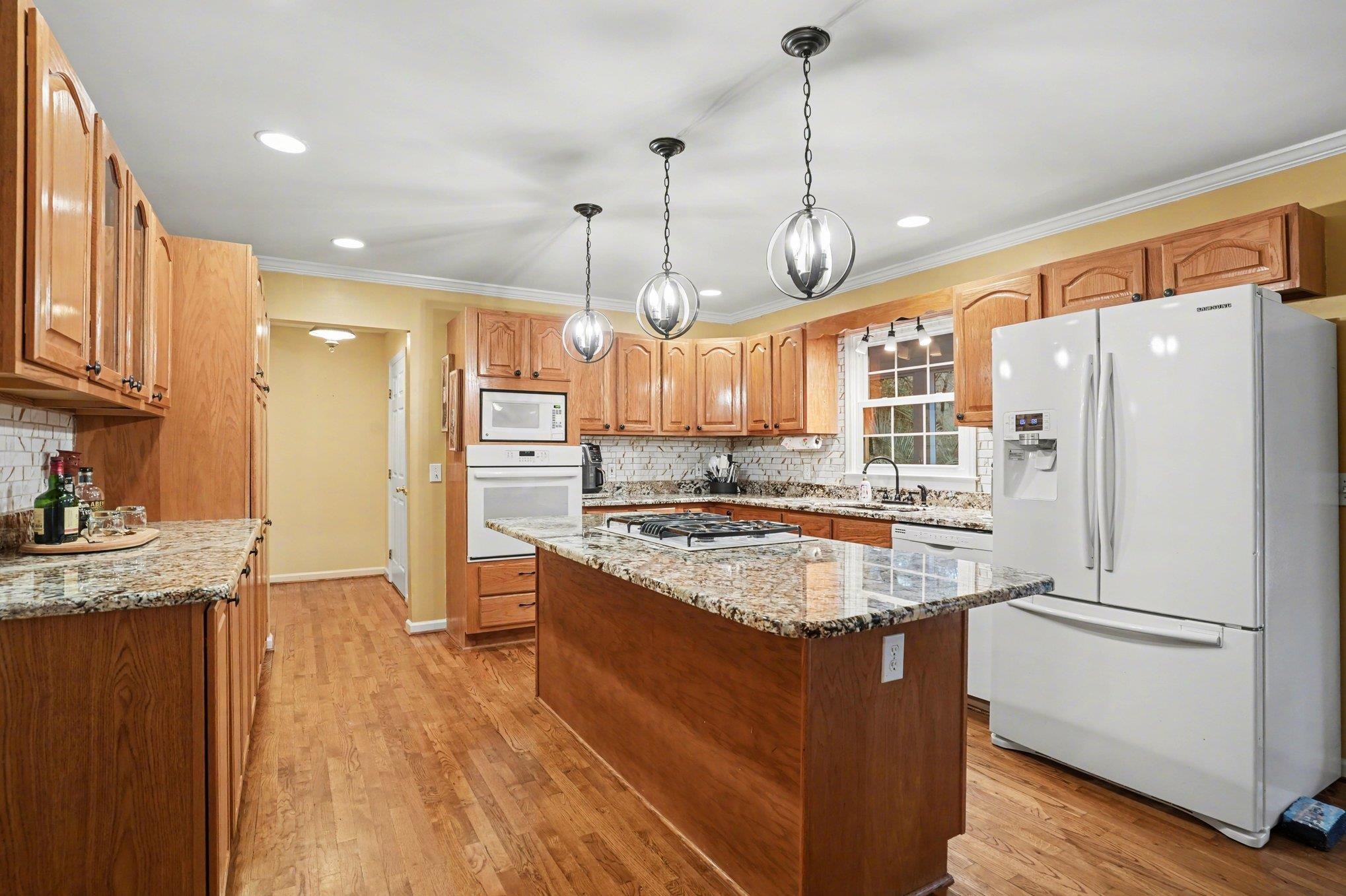 753 Robin Drive Georgetown, SC 29440 - Photo 2 of 49