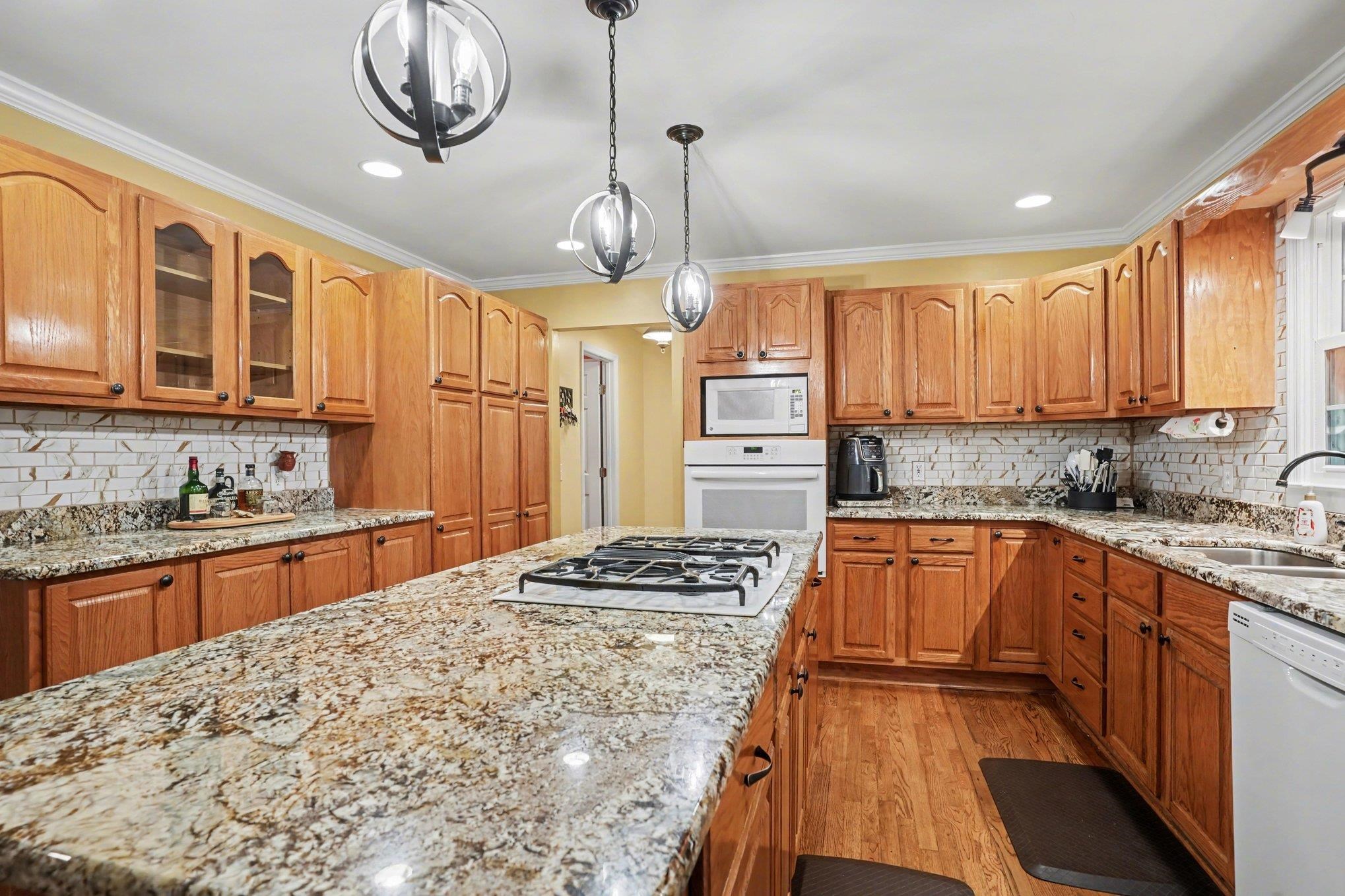 753 Robin Drive Georgetown, SC 29440 - Photo 4 of 49