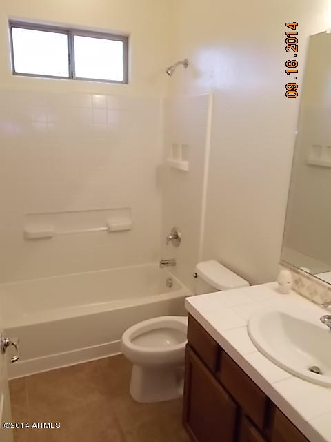 5403 West Beverly Road Laveen, AZ 85339 - Photo 14 of 33 BT2