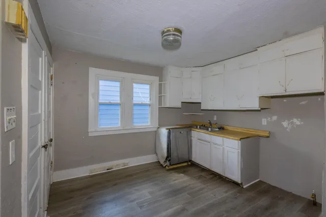 $118,900 | 4738 North 20th Street, Milwaukee, WI 53209